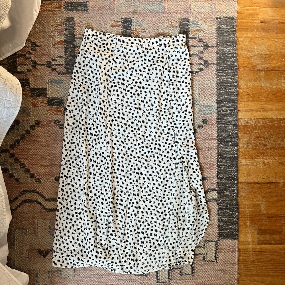 NWT Medium Animal Print Midi Skirt